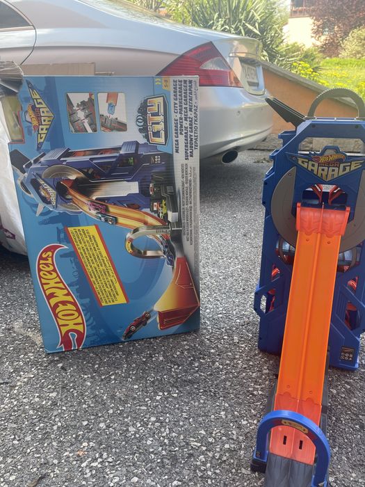 Голяма писта Hot Wheels