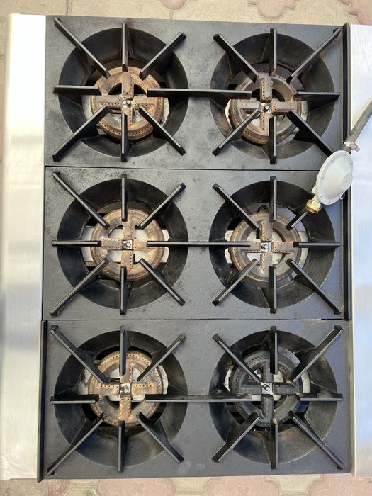 Продам промышленную газ плиту
