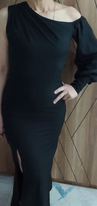 Продам платье женское