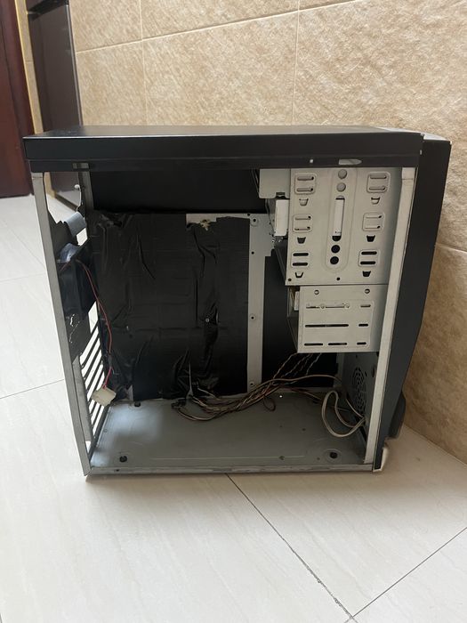 Компютърна кутия