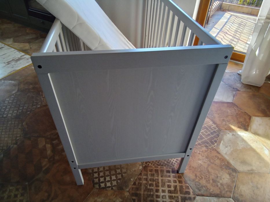 Бебешко креватче