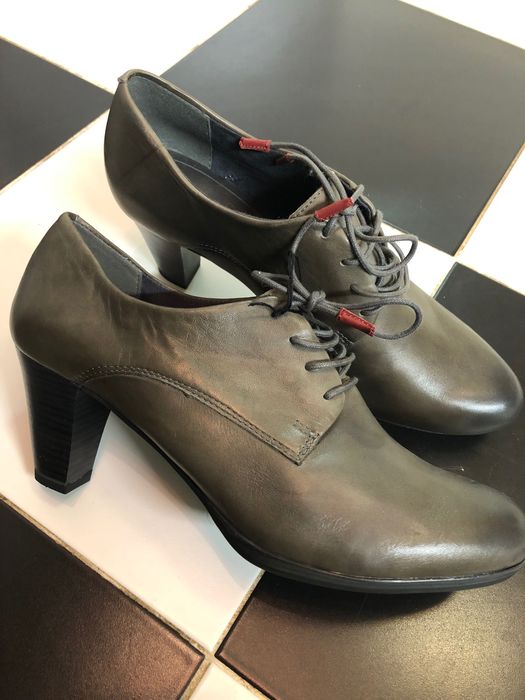 Tamaris естествена кожа дамски обувки с ток 41