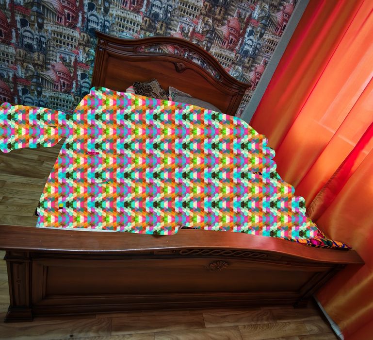 Продается спальный гарнитур