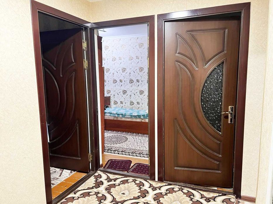 Продаётся 3-х комнатная квартира в Троицке, город Чирчик.