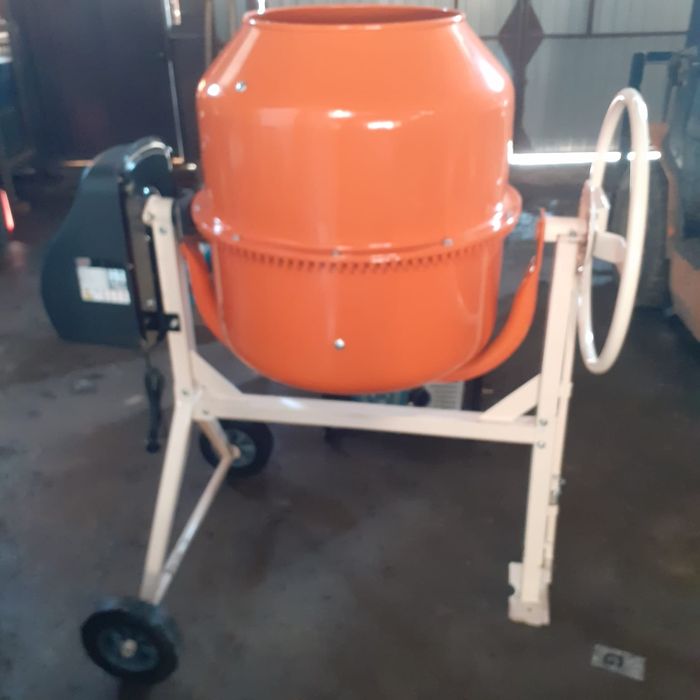 Бетономешалка в Уральске