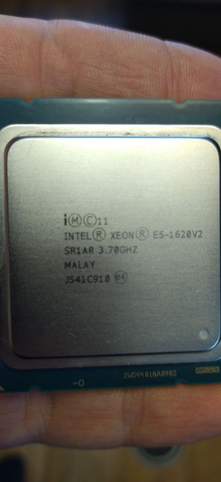 Продам процессоры Intel