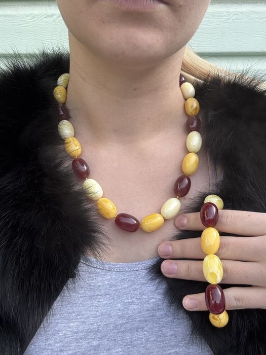 Комплект из янтаря