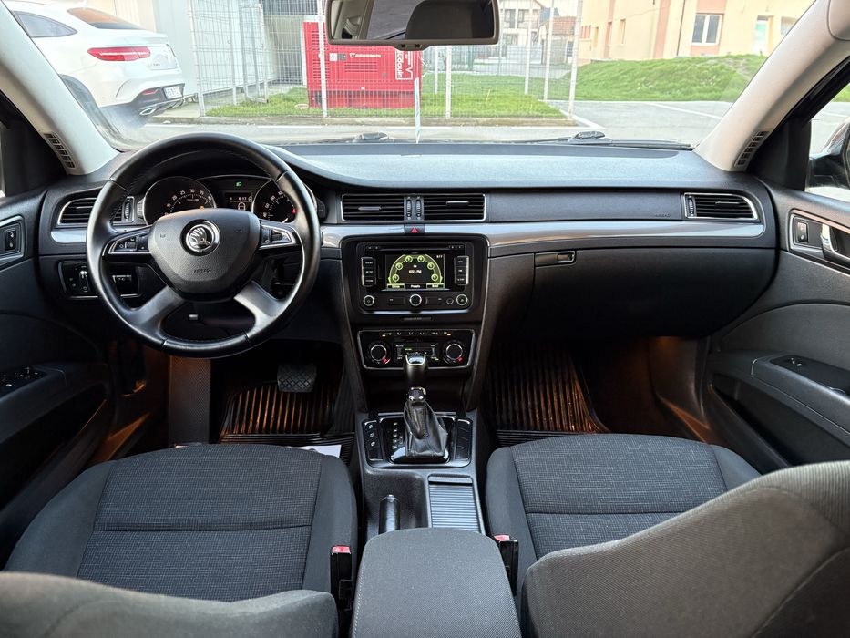 Skoda Superb Facelift An 2015/06 2,0d DSG