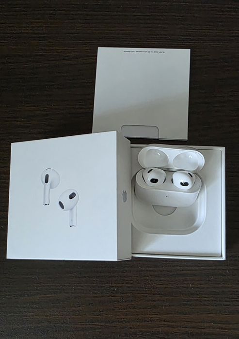 Слушалки Airpods 3rd generation