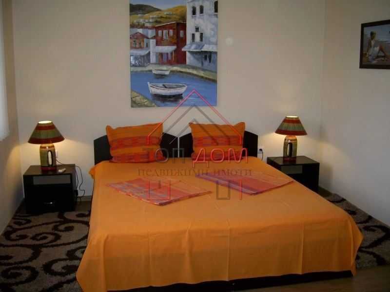 Дава се под наем Двустаен апартамент в Варна, Център - 60 кв.м за 510 € - Снимка #3