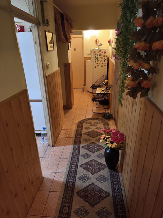 Vand apartament 3 camere Armatei