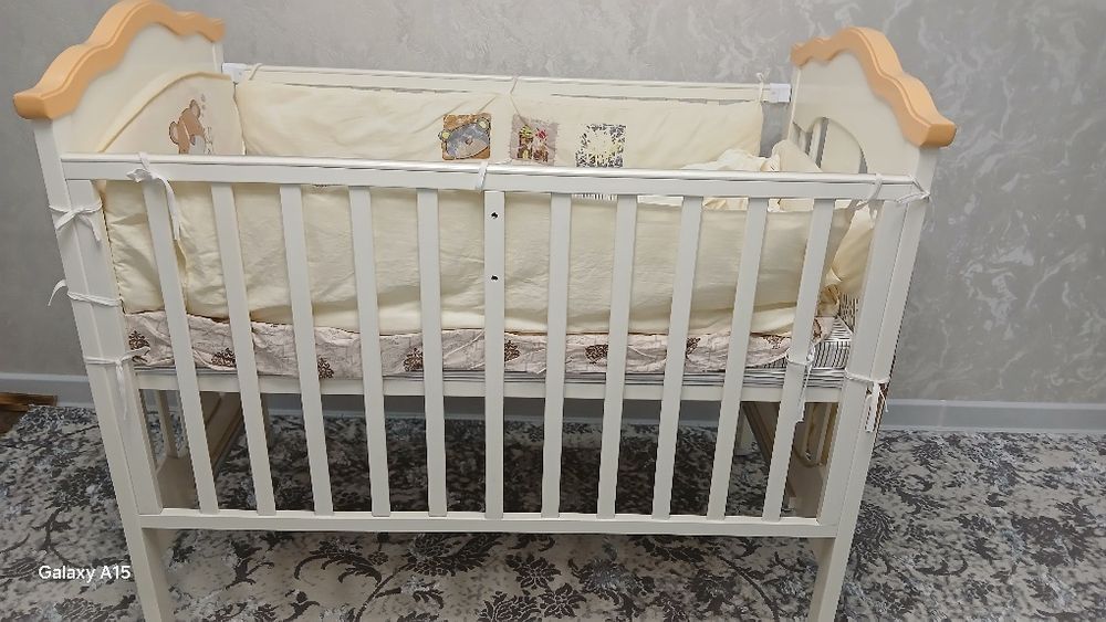 Детский манеш  сотилади.