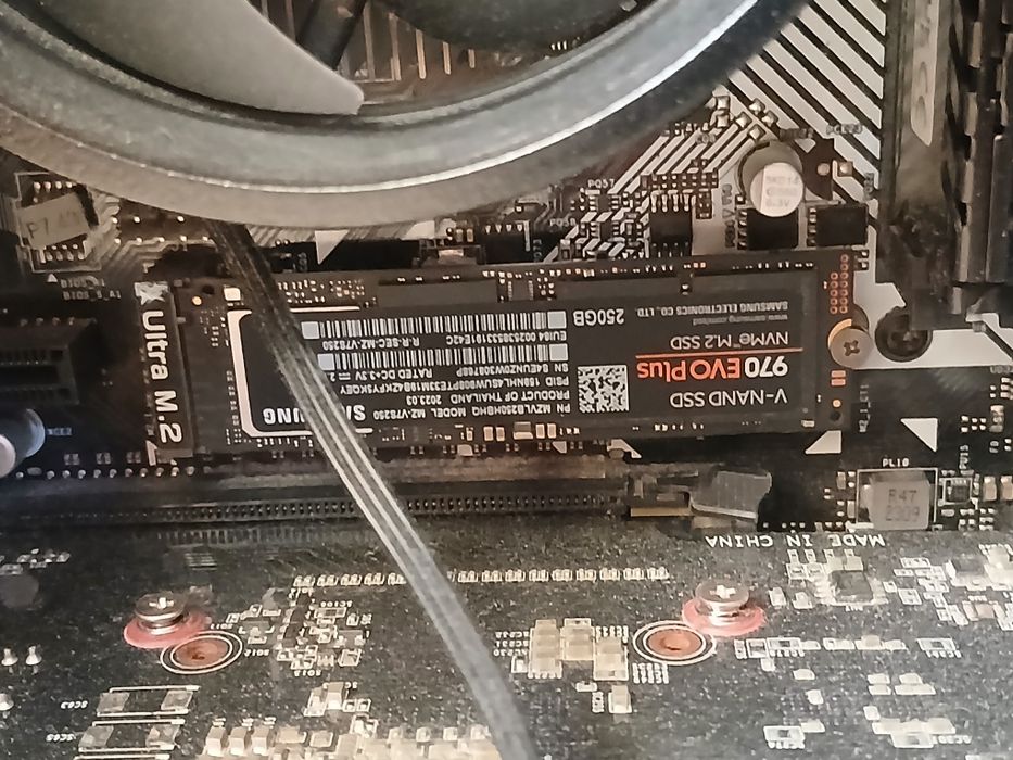 PC Gaming  Ryzen 5 / 16GB  Ram /  SSD m2