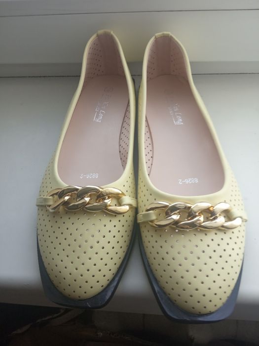 Балетки жёлтого цвета