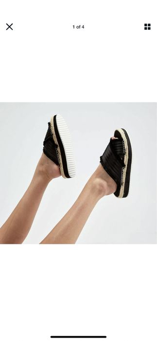 Нови чехли на платформа