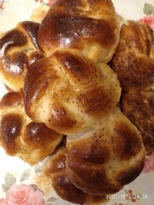 Домашняя выпечка, салаты