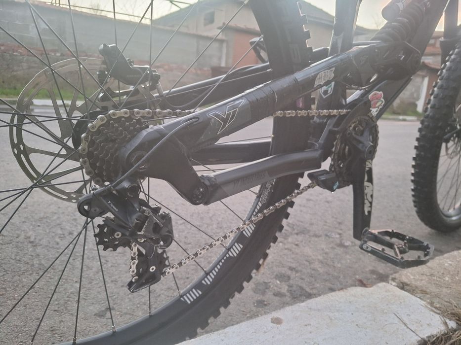 DOWNHILL - YT INDUSTRIES в отлично състояние