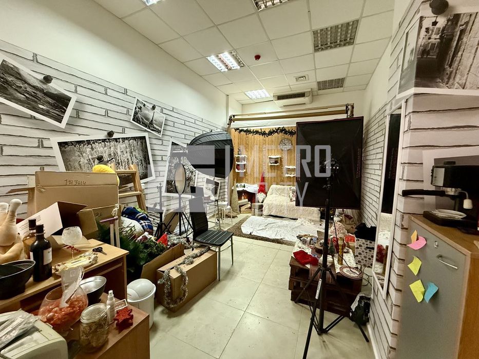 Продава се Магазин в София, Младост 3 - 46 кв.м за 1218 €/кв.м - Снимка #1