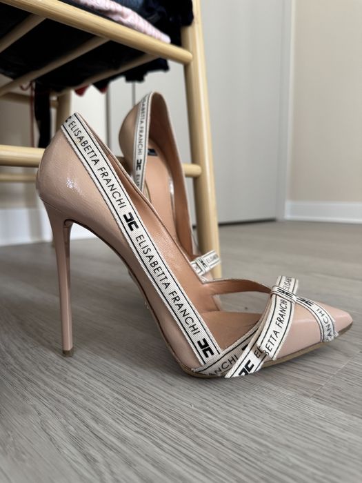 Elisabetta Franchi обувки