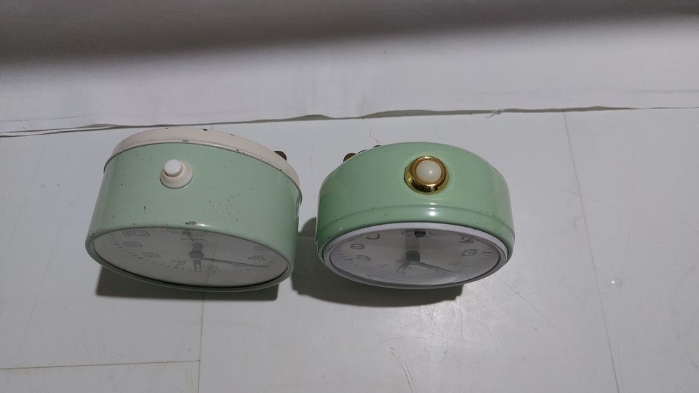Ceas de masă Diehl și Junghans