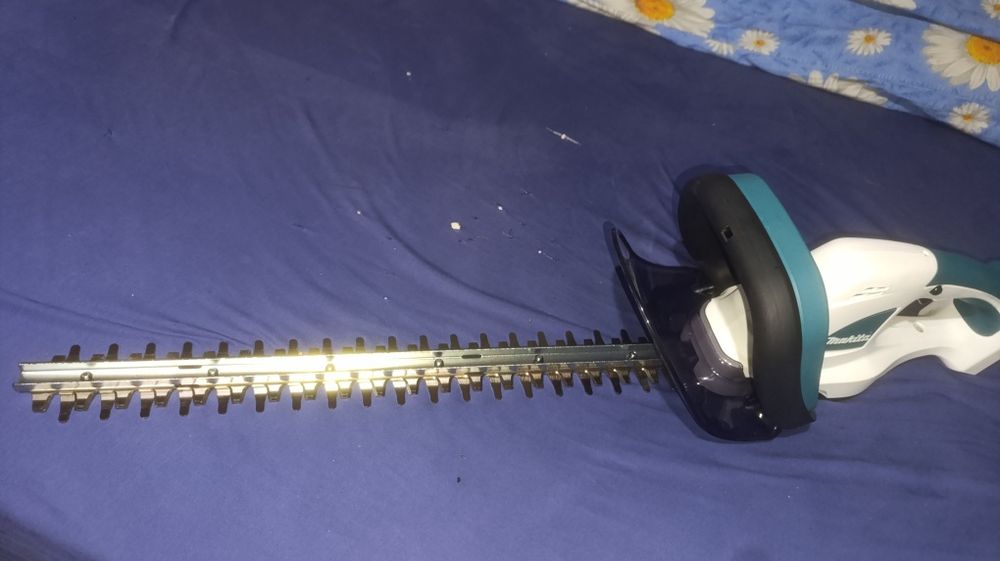 Храсторез Makita