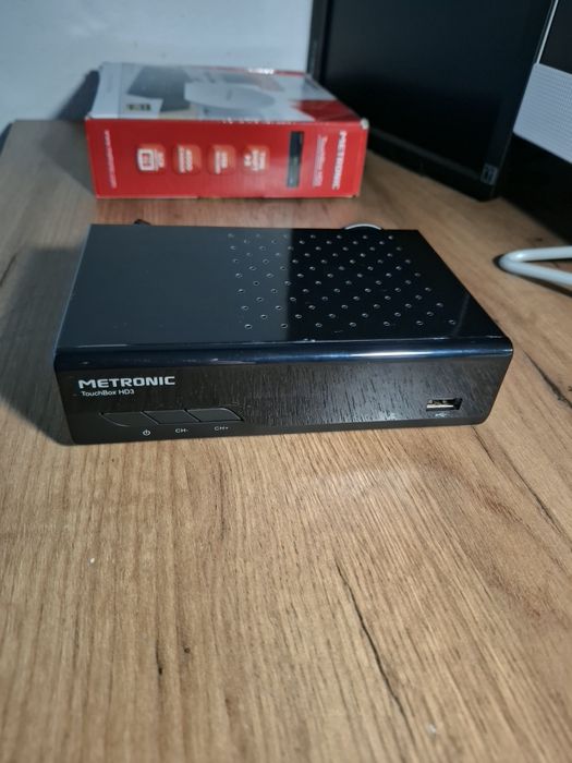 Receptor satelit Metronic TouchBox HD3.