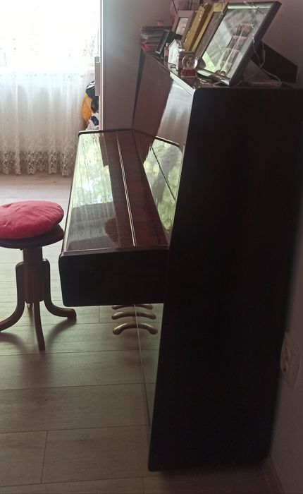 Pianină Belarus 3 pedale