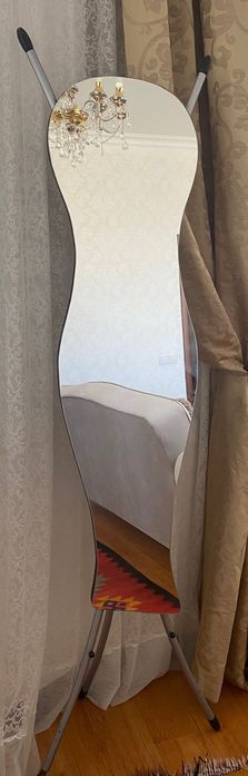 Зеркало напольное