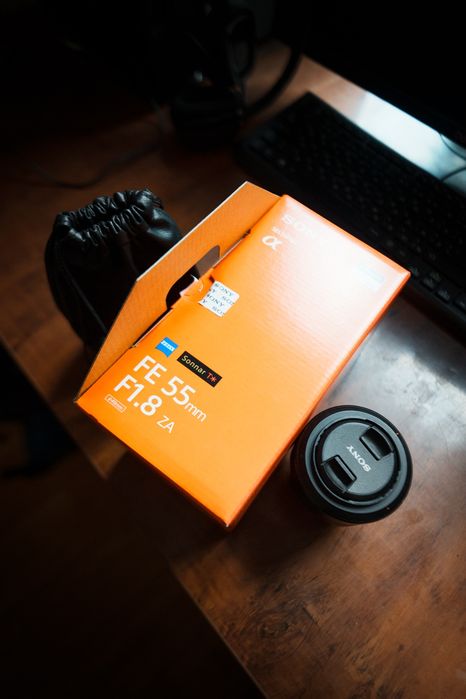 Объектив sony zeiss 55m 1.8