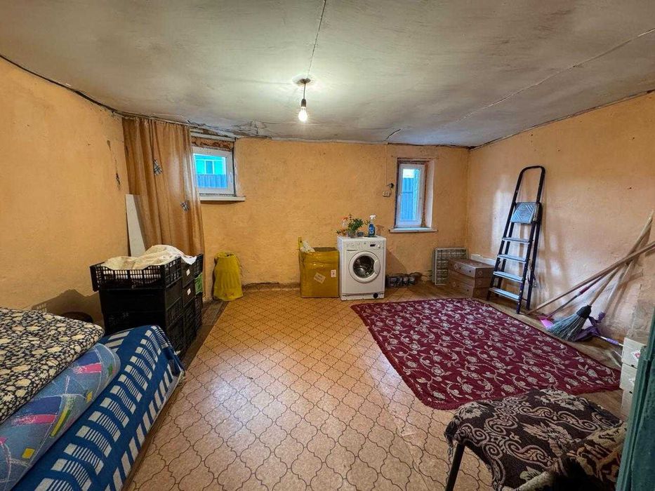 Продаётся 2 дома на одной территории.