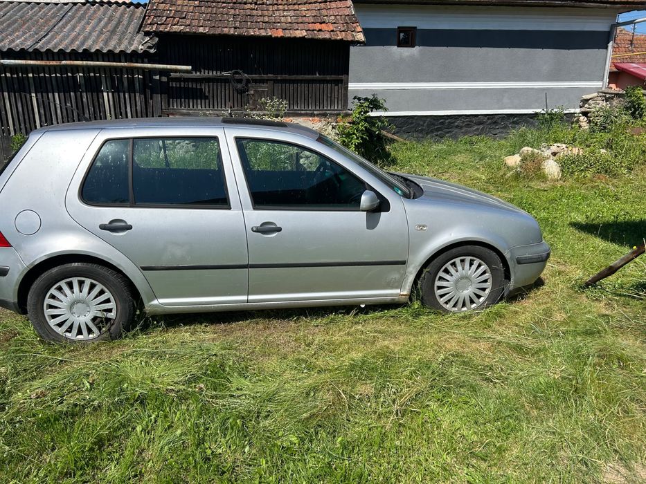 Vand golf 4 pt dezmembrari