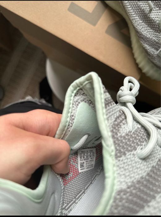 Adidas Yeezy Boost 350 V2 Zebra 40