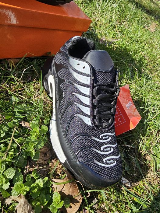 Юношески маратонки