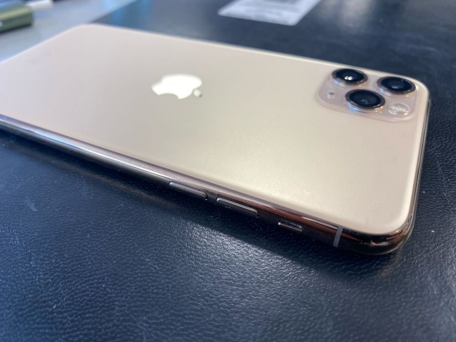 iPhone 11 Pro Max – 512 GB – impecabil