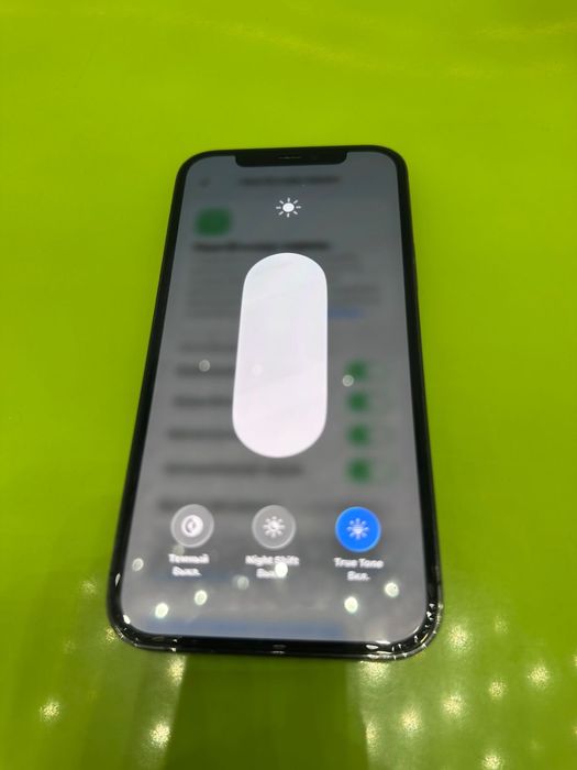 IPhone 12про 128ГБ