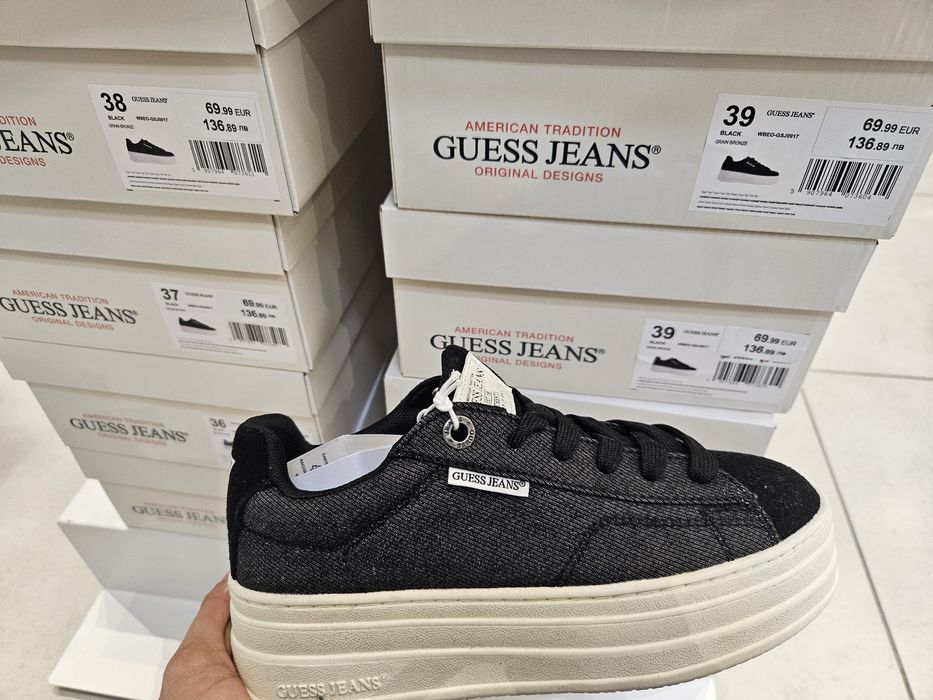 Обувки GUESS  и кецове GUESS