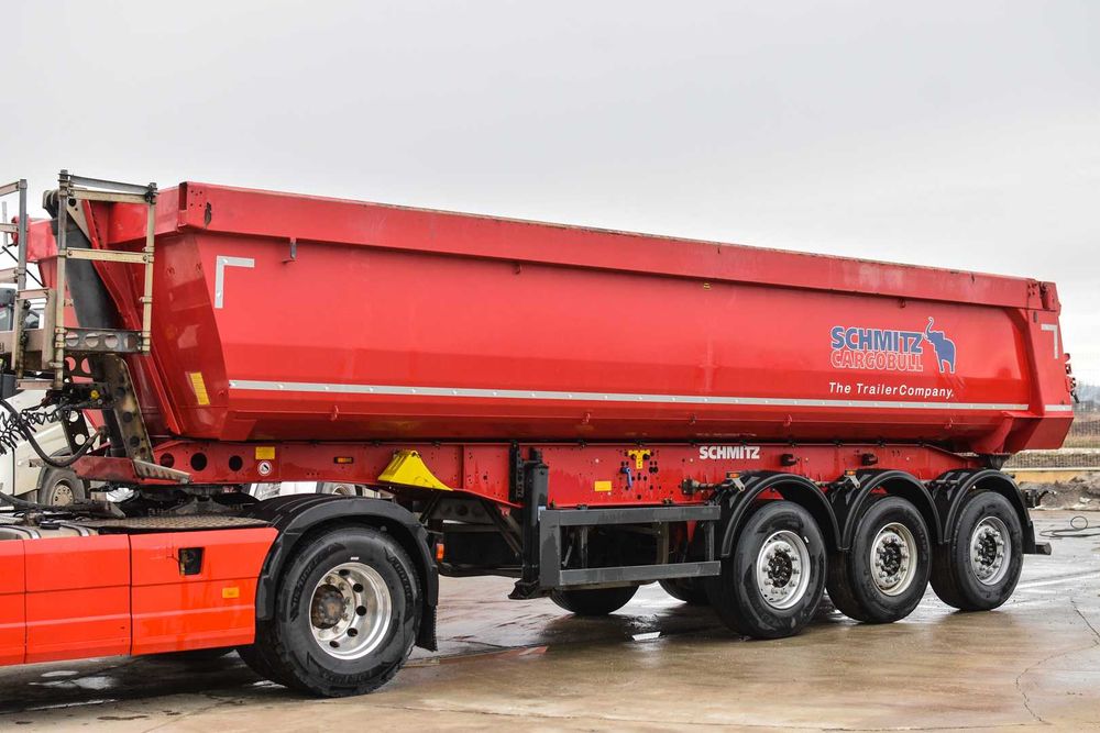 Semiremorca Schmitz basculabila