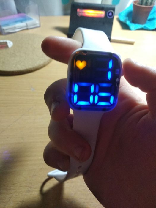 Часы электронные