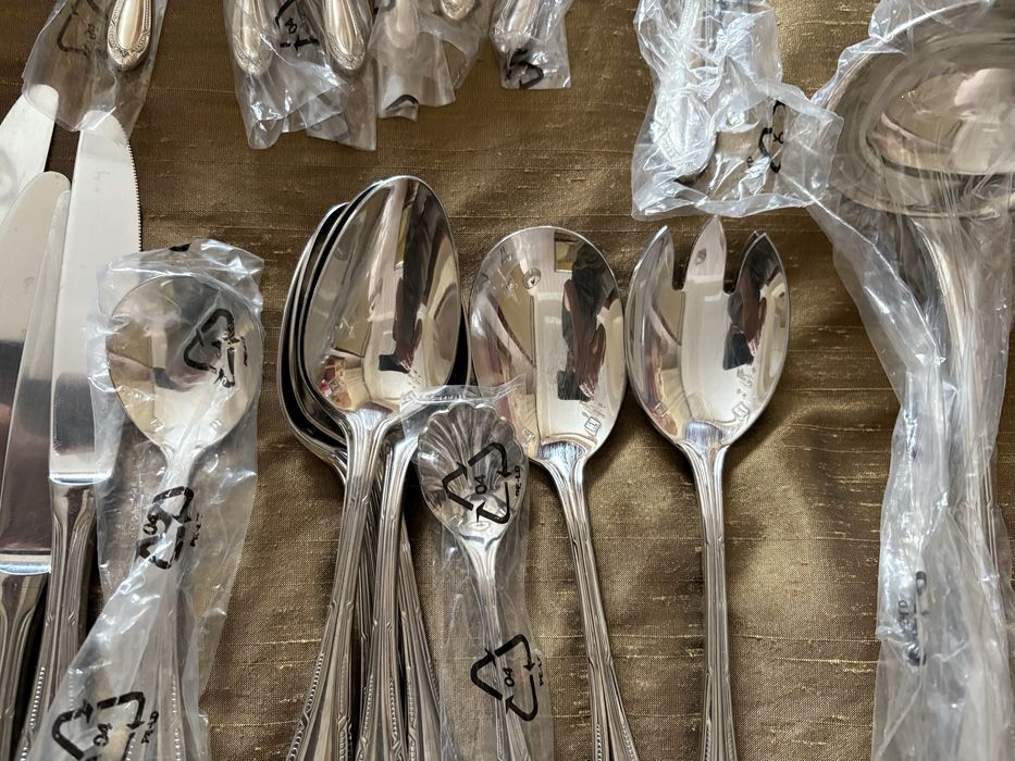 Столовые приборы