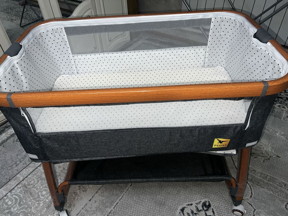 Манеж-кровать детский