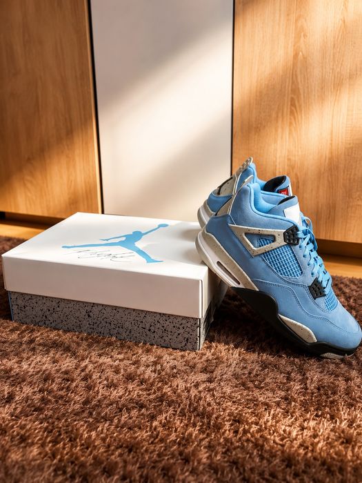 Air Jordan 4 University Blue 44.5