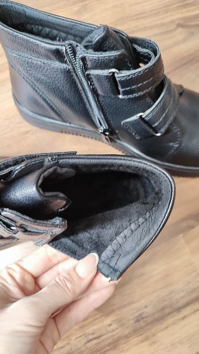 Продам новые демисезонные ботинки