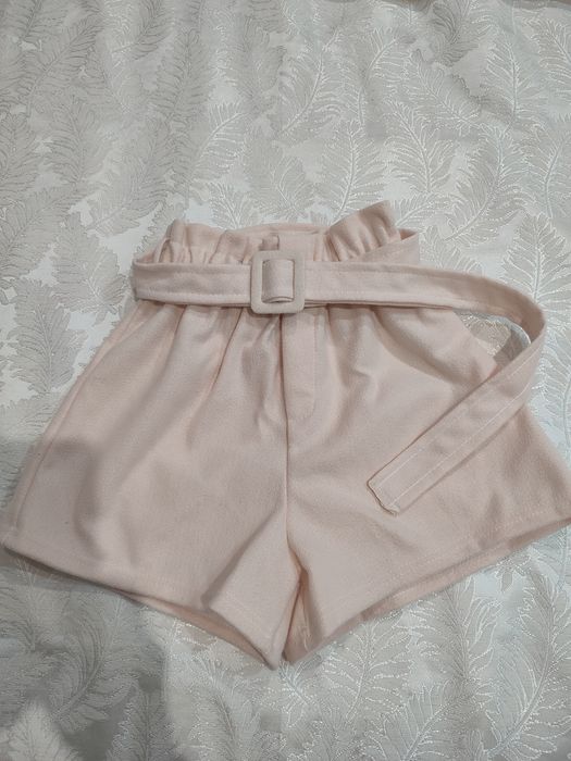Шорты женские молочные