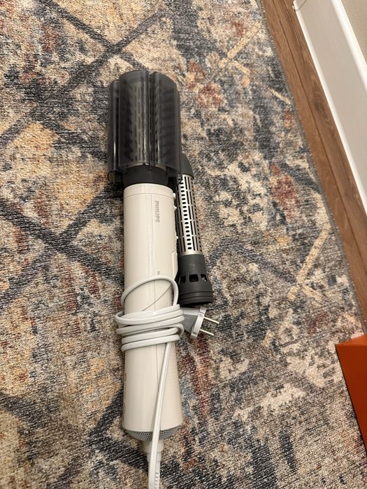 Фен для волос от Phillips, Rowento