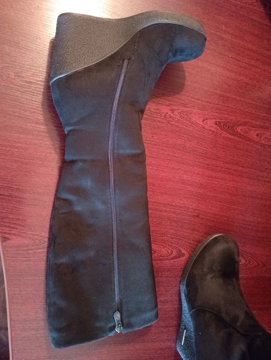 Продам женскую обувь 35 размера