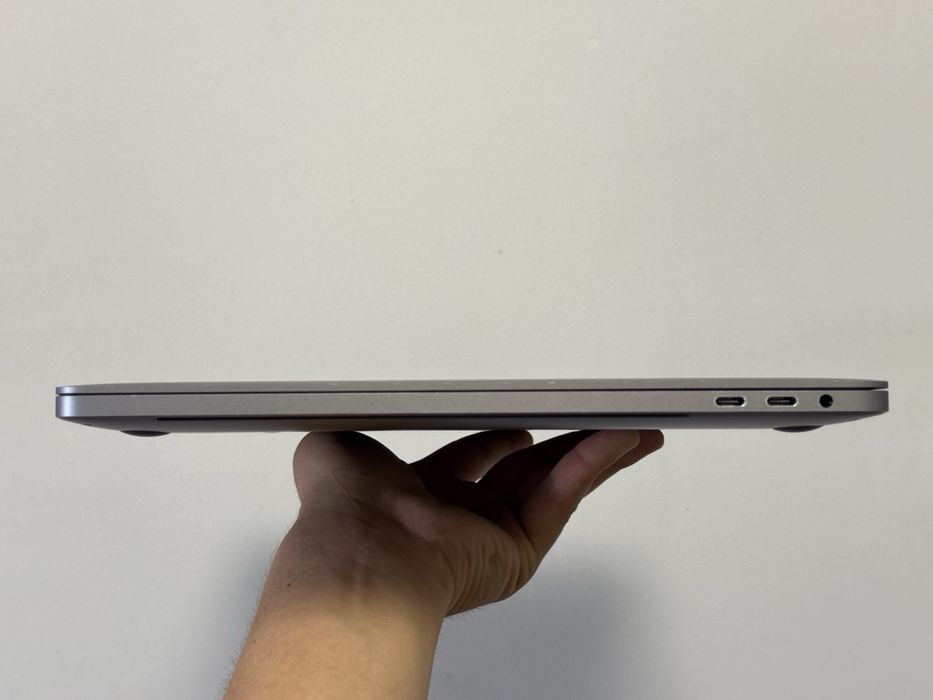 MacBook Pro 16” 2019 sotiladi