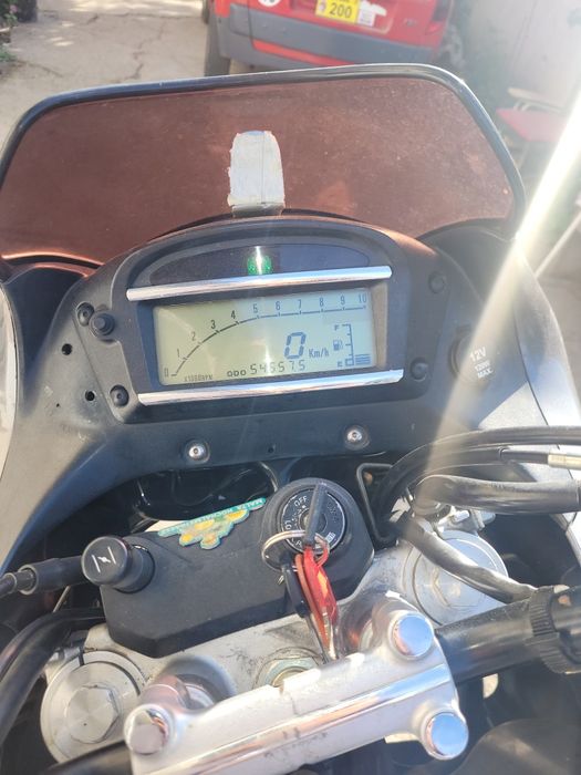 Vând Suzuki XF 650, 34kw, A2 sau schimb cu barca  + motor,