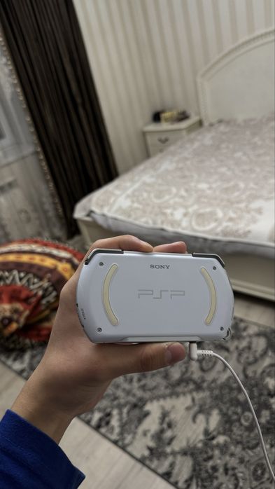 Psp go оригинальная