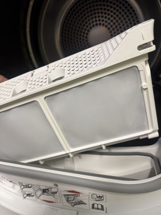 Сушилня AEG 9 kg A+++