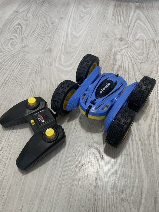 Masinuta cu telecomanda